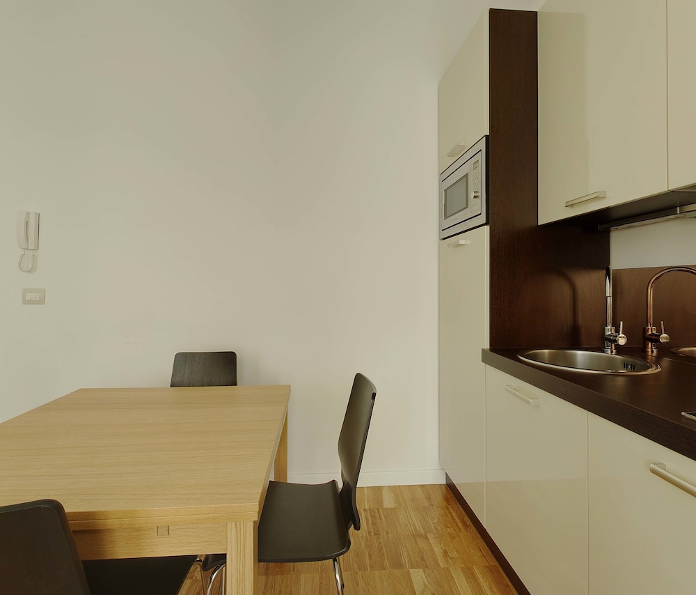 Milan Apartment Rental 35/50