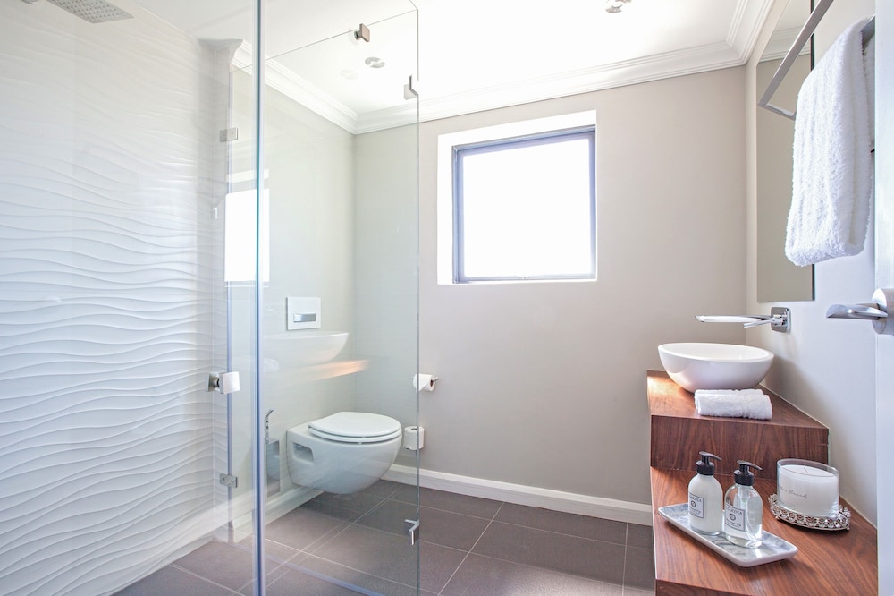 Bliss Boutique Hotel 46/50