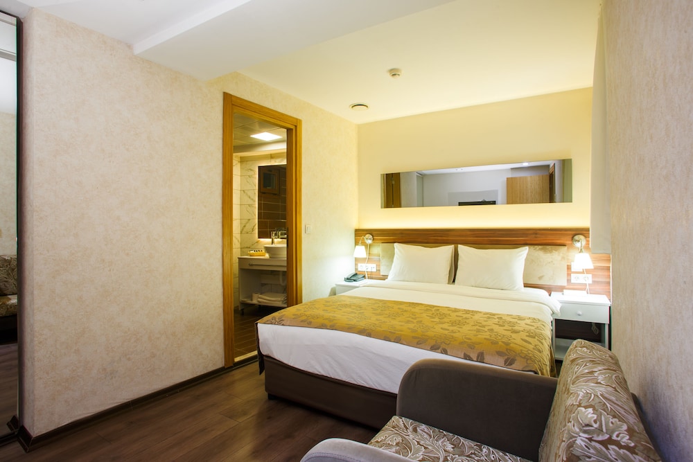 Peninsula Galata Boutique Hotel 27/81