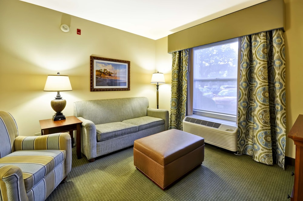 Hampton Inn Suites Charleston 31/48