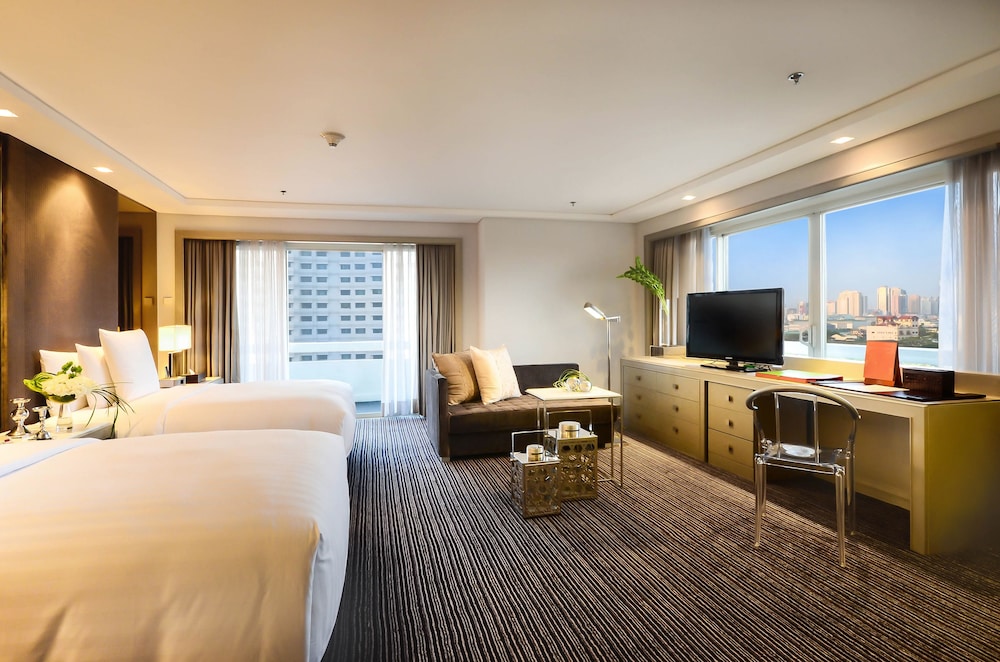Midas Hotel 32/44