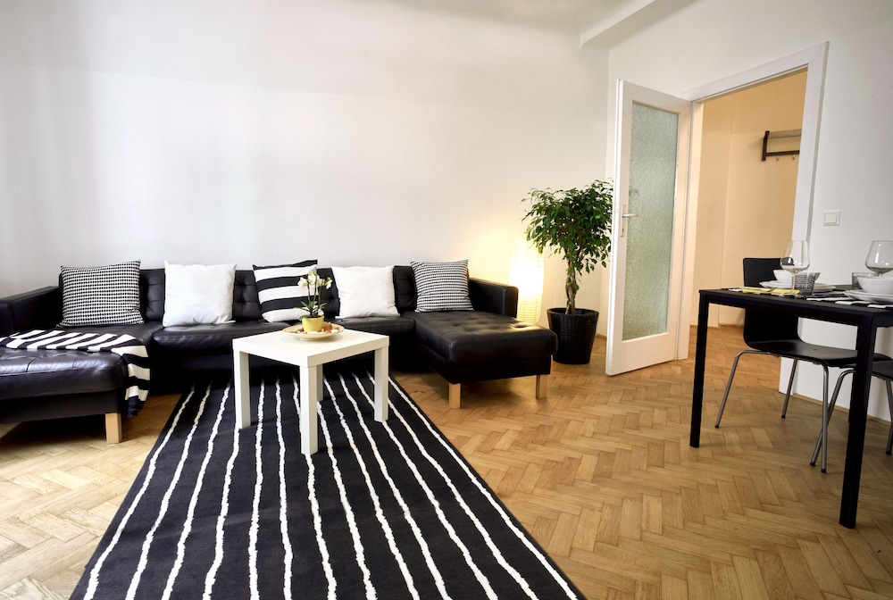 Opera City Center Apartments 30/50