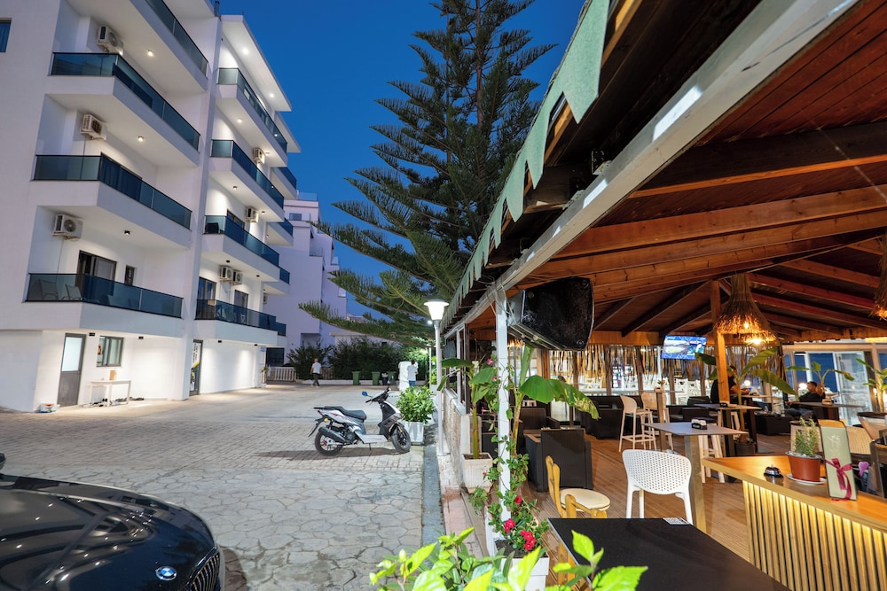 Hotel Kompleks Joni 42/50