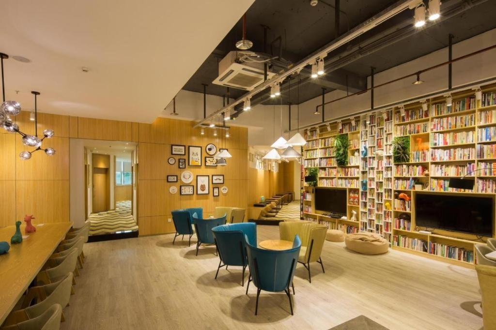 Shenzhen Futian Huaqiang South Feiyuan Hotel 32/49