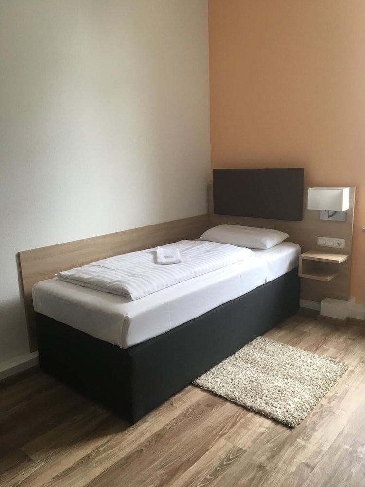 Central Hotel Duisburg 15/34