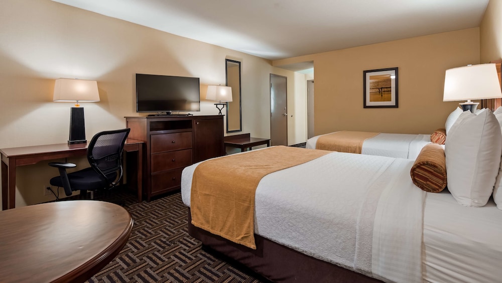 Best Western Plus Redondo Beach Inn 8/34