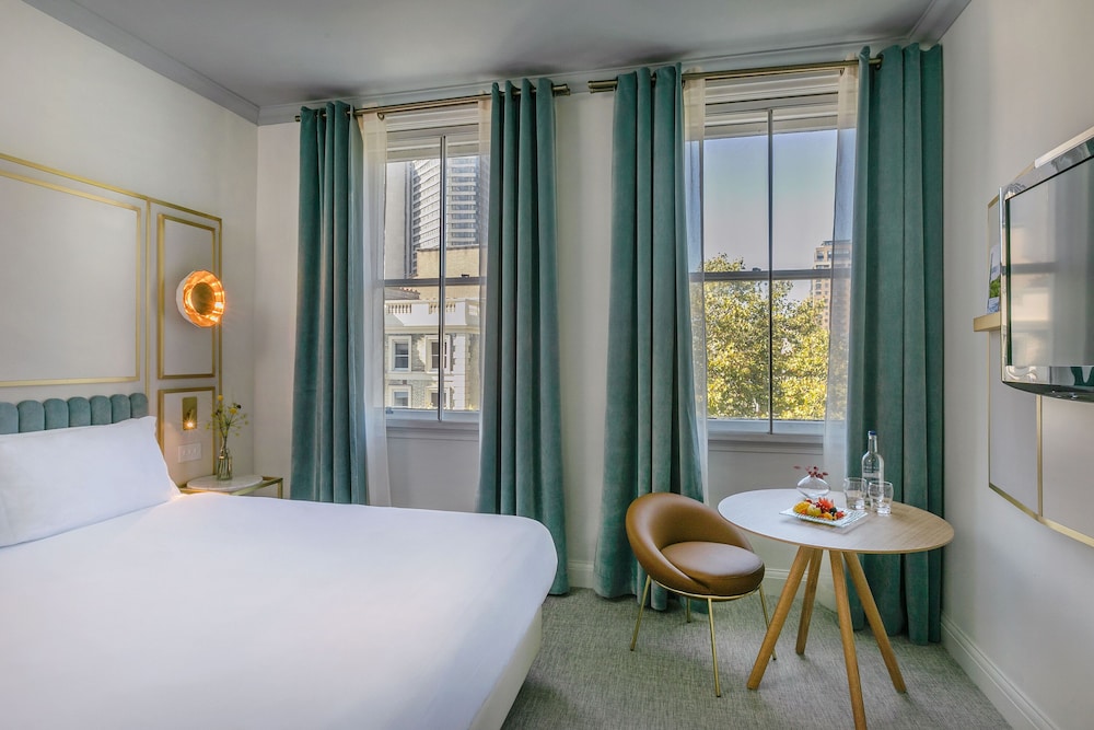 Melia London Kensington Member of Melia Collection 34/93
