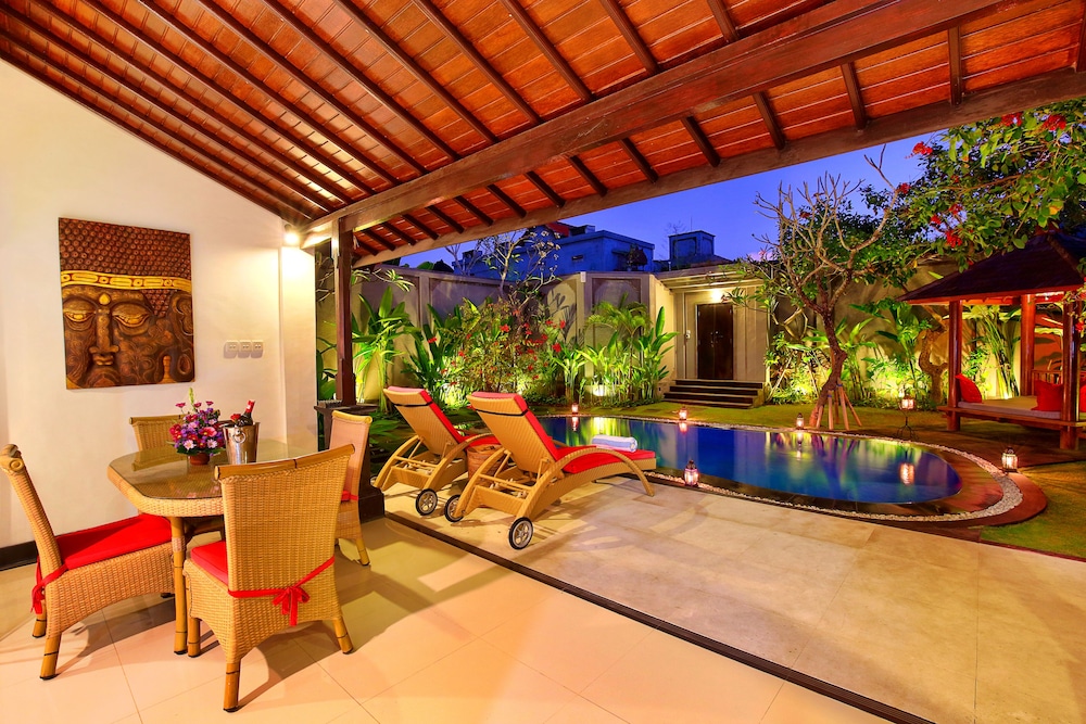 Alysha Villa Seminyak Beachside 11/21