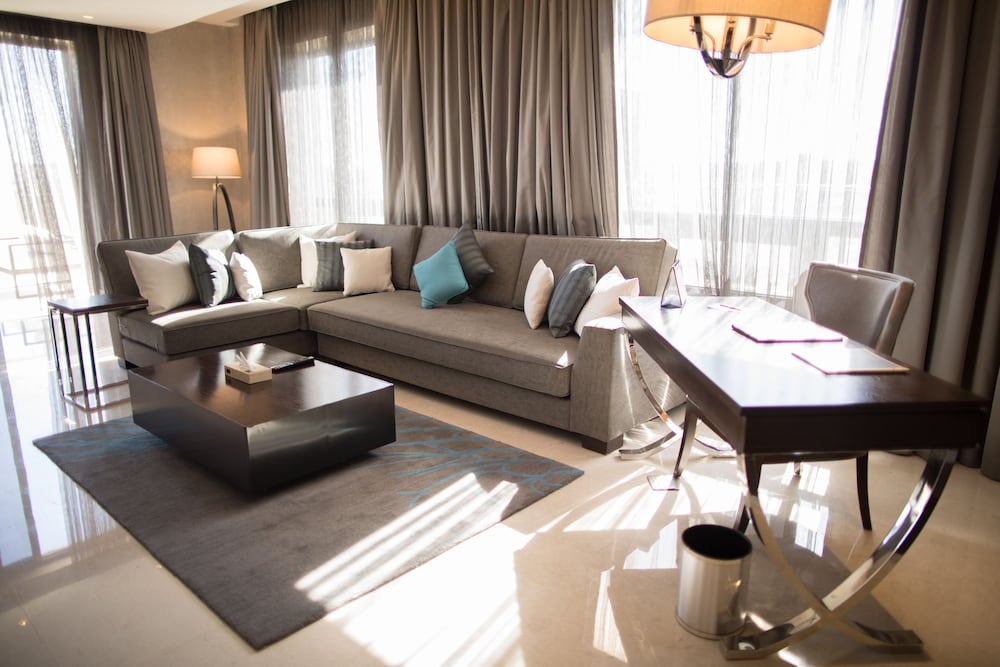 The House Boutique Suites 38/68