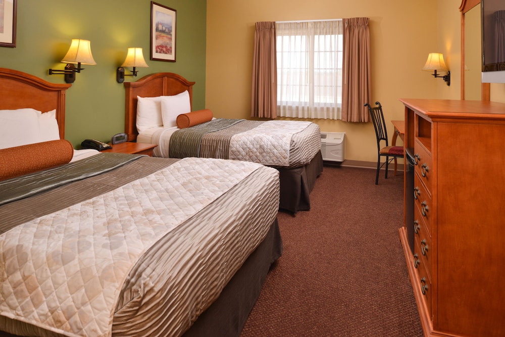 غرفة بسريرين كوين، Country Hearth Inn & Suites Edwardsville St. Louis 2/4