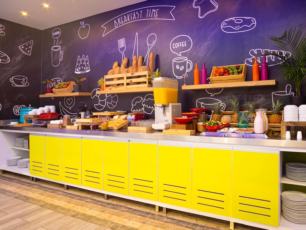 Ibis Budget Barranquilla 8/50