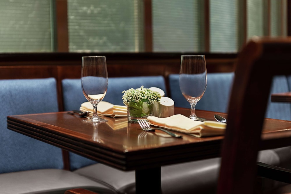 DoubleTree by Hilton South Charlotte Tyvola 37/54