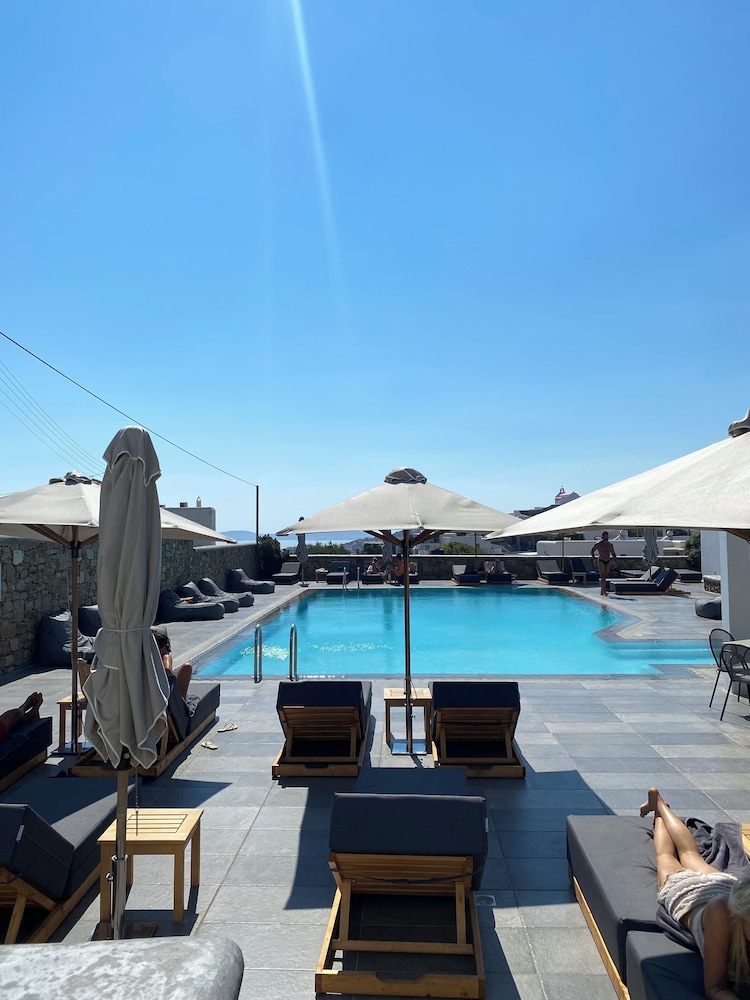 Anna Maria Mykonos Hotel 54/66