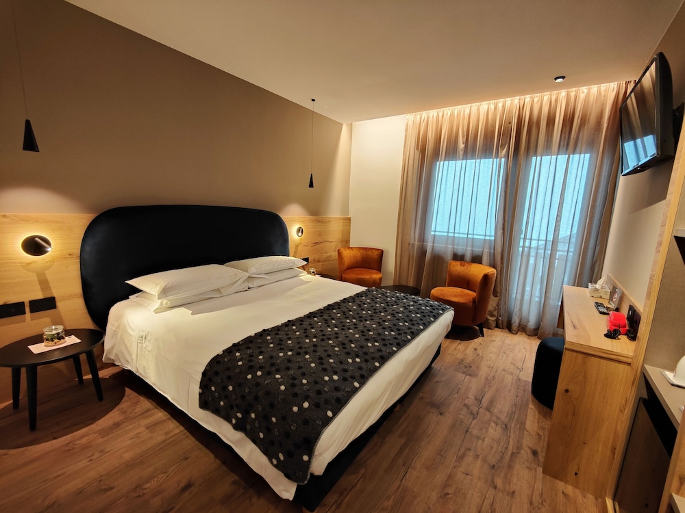 La Vallee Blanche Hotel 10/69