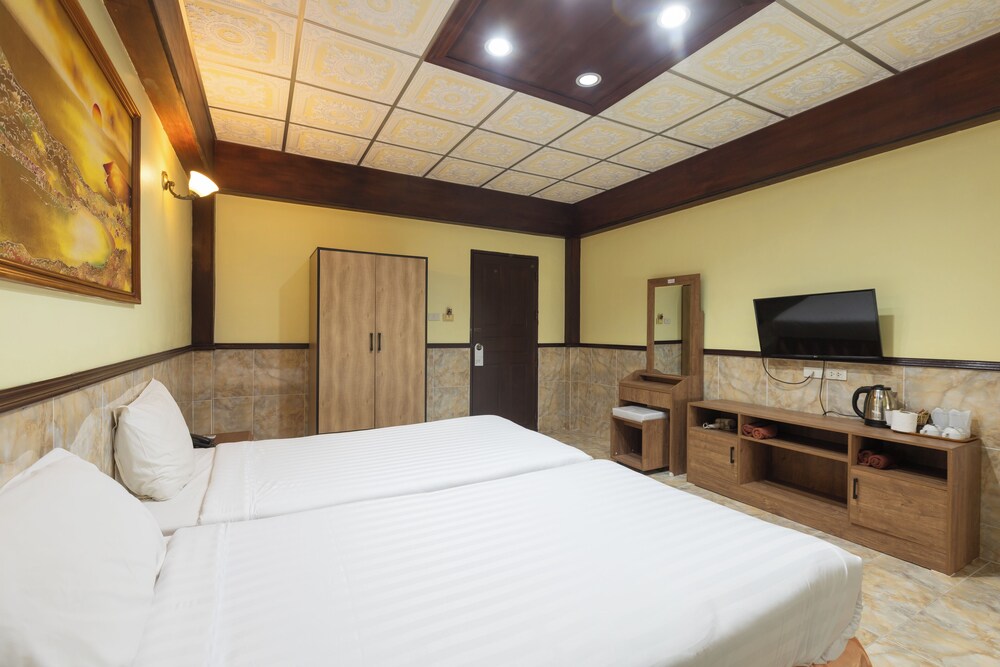 Kata Palace Hotel 9/50