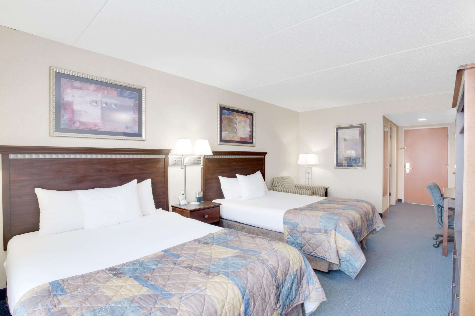 Standard, 2 Queen Beds