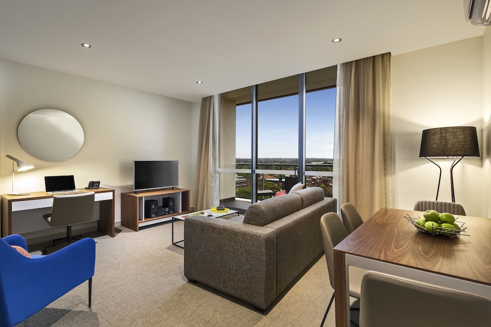 Quest Dandenong Central 15/32