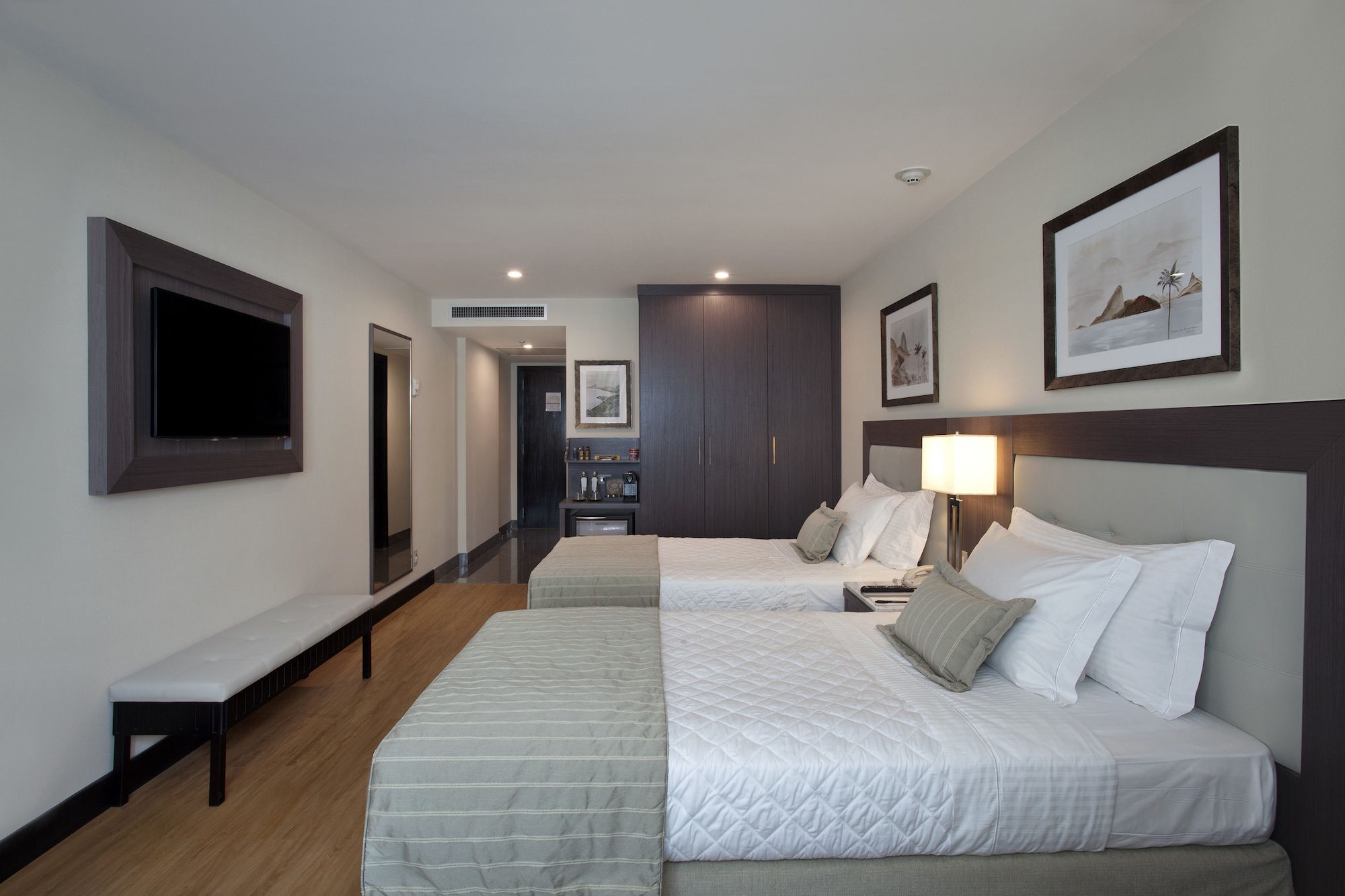 SUPERIOR, TWIN BEDS