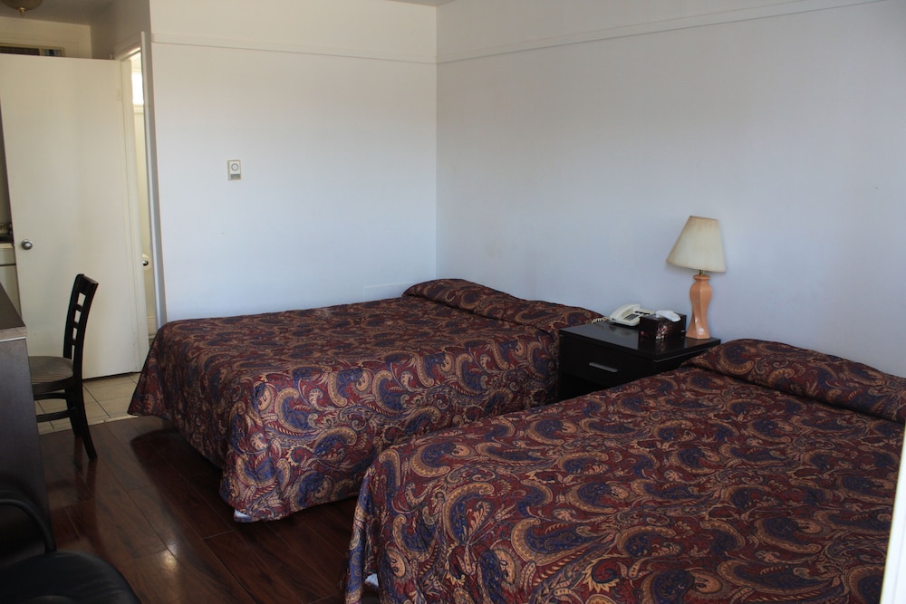 Grand Motel Saint Hubert 17/33