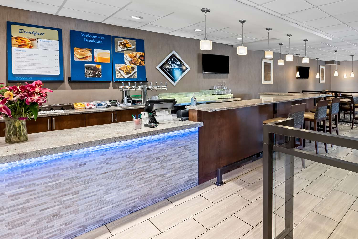 SureStay by Best Western SeaTac Airport North 4/18