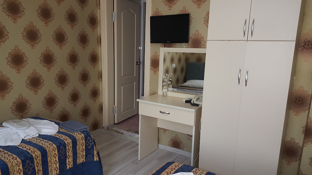 Anadolu Hotel 17/30