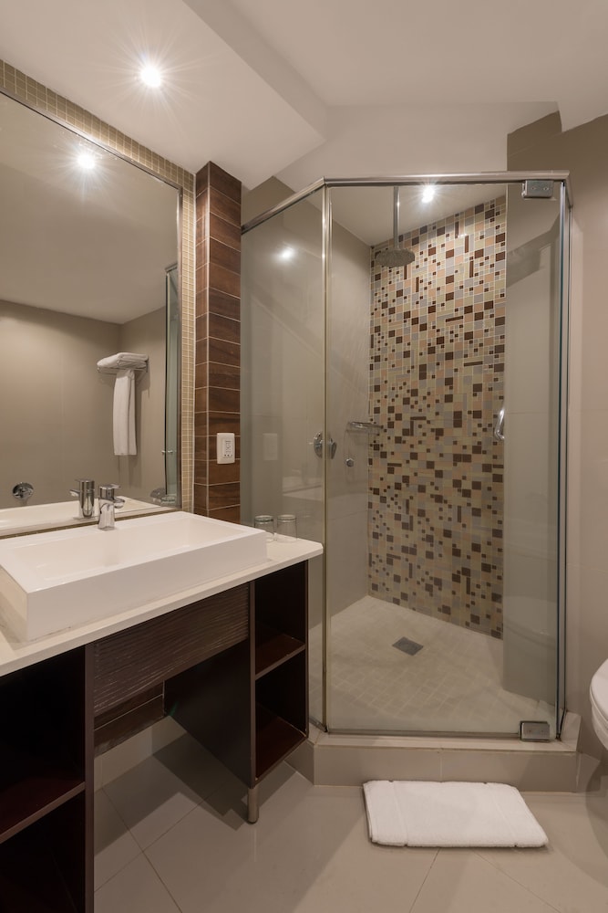 Park Inn By Radisson Serviced Apartments Lagos Victoria Island 32/70