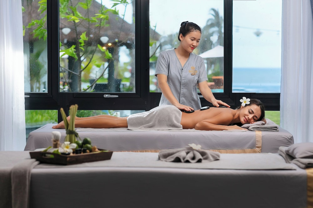 Bliss Hoi An Beach Resort and Wellness 6/49