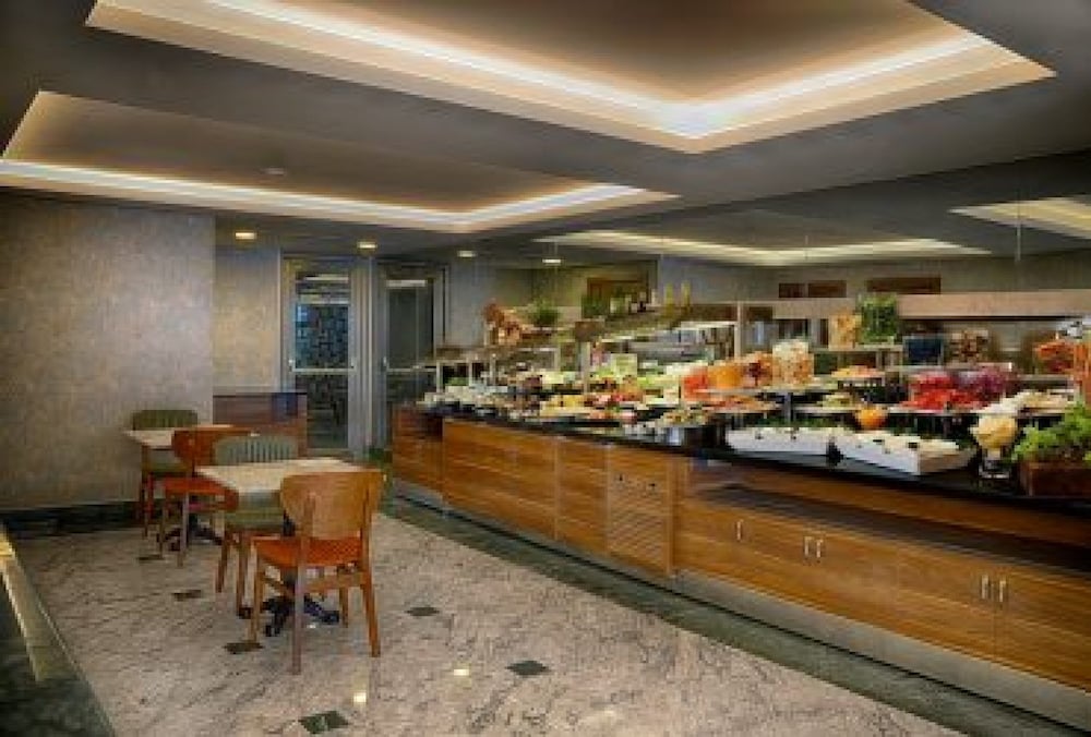 Valens Hotel Downtown 59/66