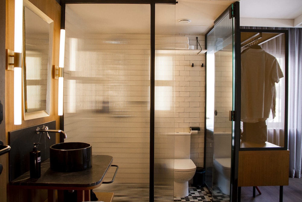 Letoh Letoh Gran Via 53/55
