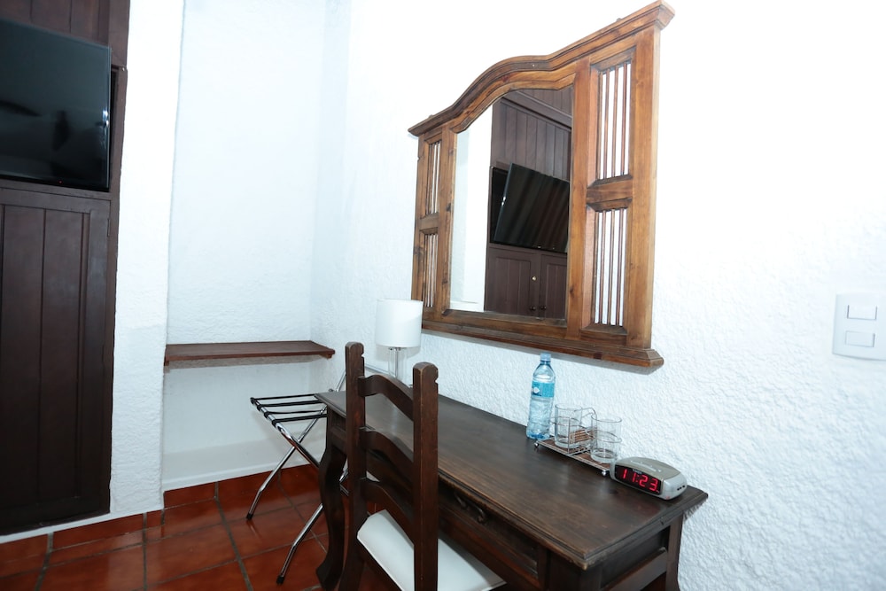 Hotel Casa Colonial 9/50