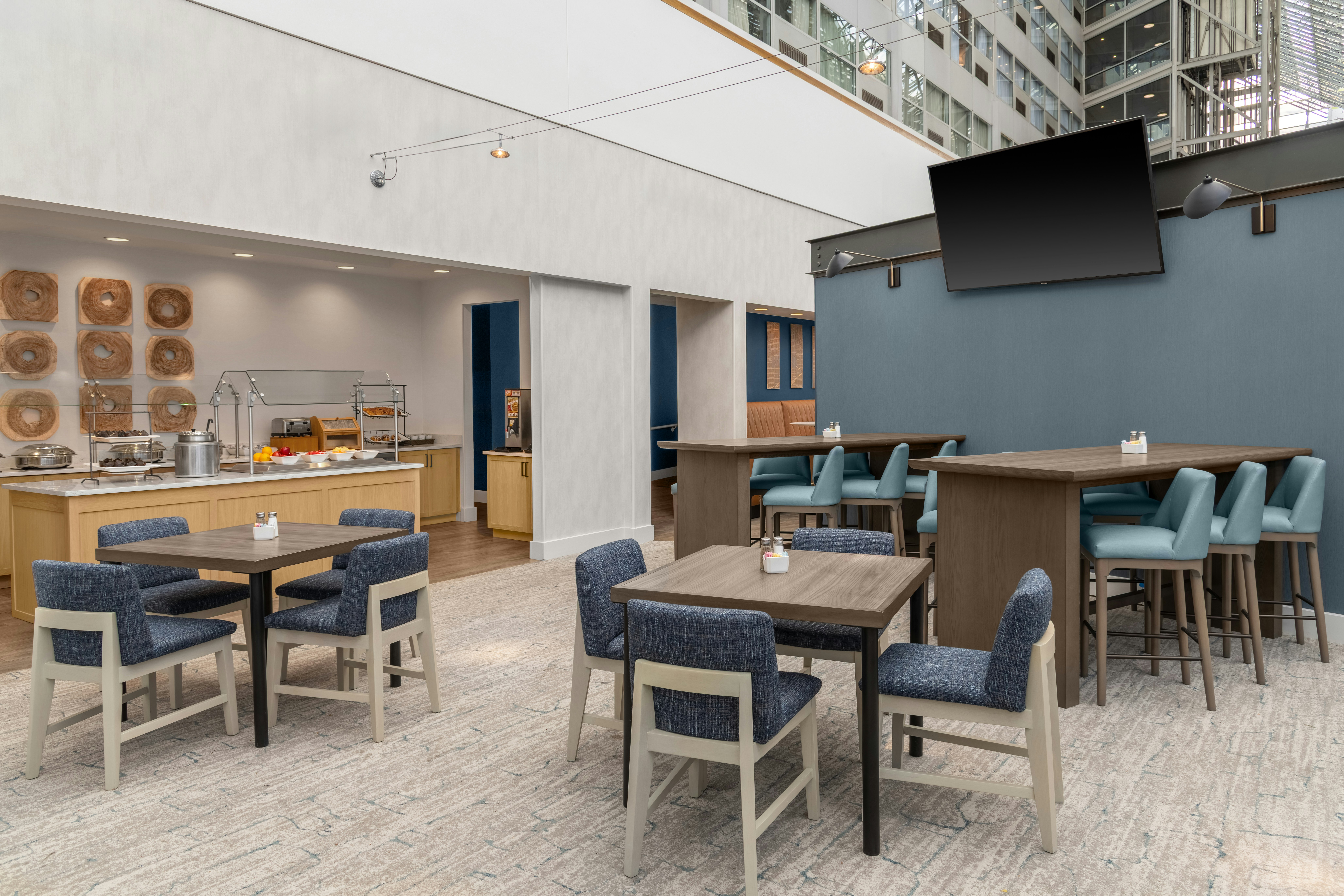 Doubletree By Hilton South Bend 25/43