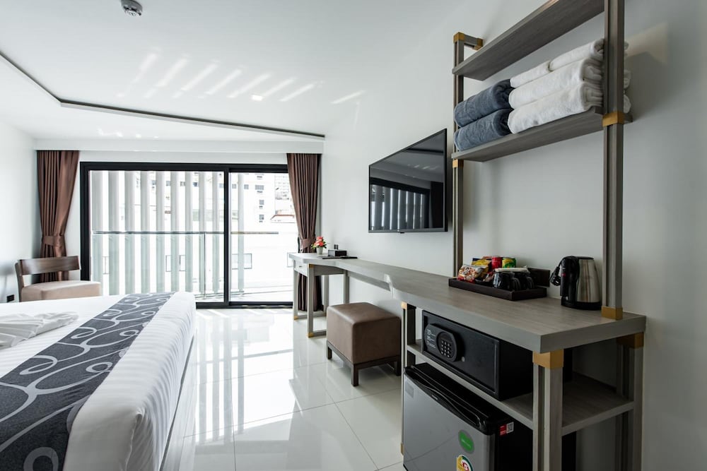 Blackwoods Hotel Pattaya 27/69