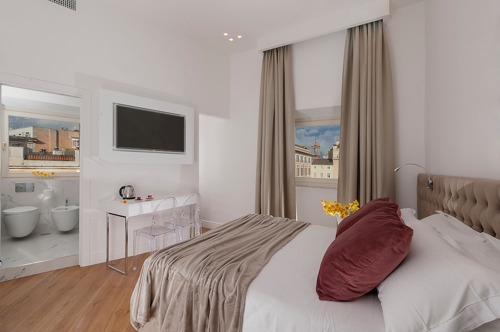 SUPERIOR, DOUBLE OR TWIN BED, ANNEX