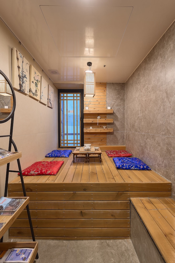 Artravel Myeongdong 22/48