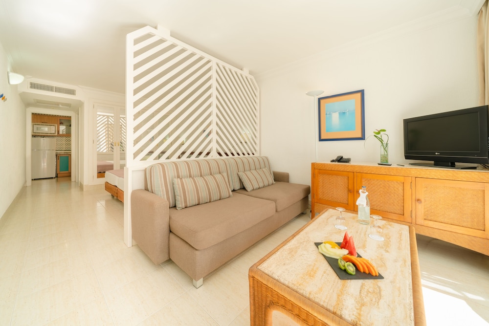 Plus Fariones Apartments 42/73