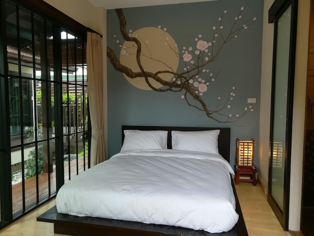 Aiims Tales Canal Boutique House 12/32