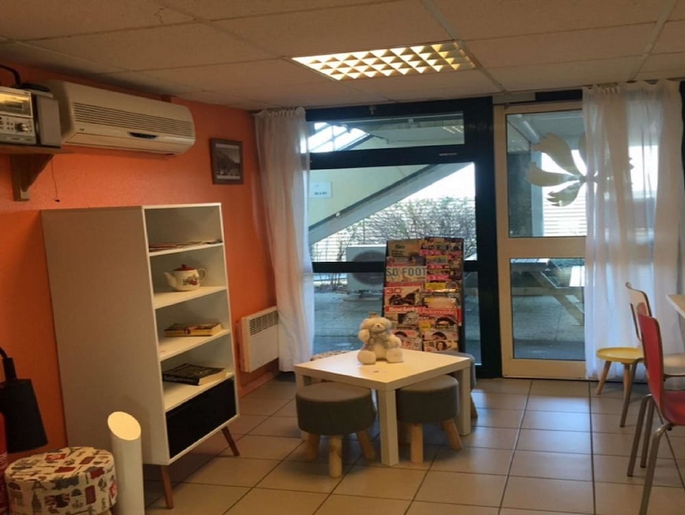 Premiere Classe Boulogne-Saint Martin Les Boulogne 18/25