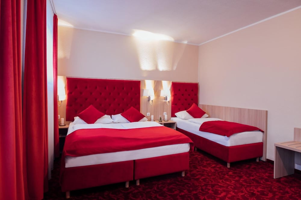 Hotel Austria 7/29