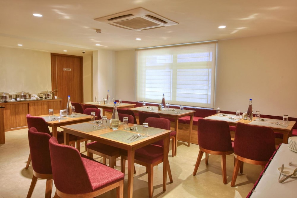 Lilac Hotel, 5th Block Jayanagar 18/25