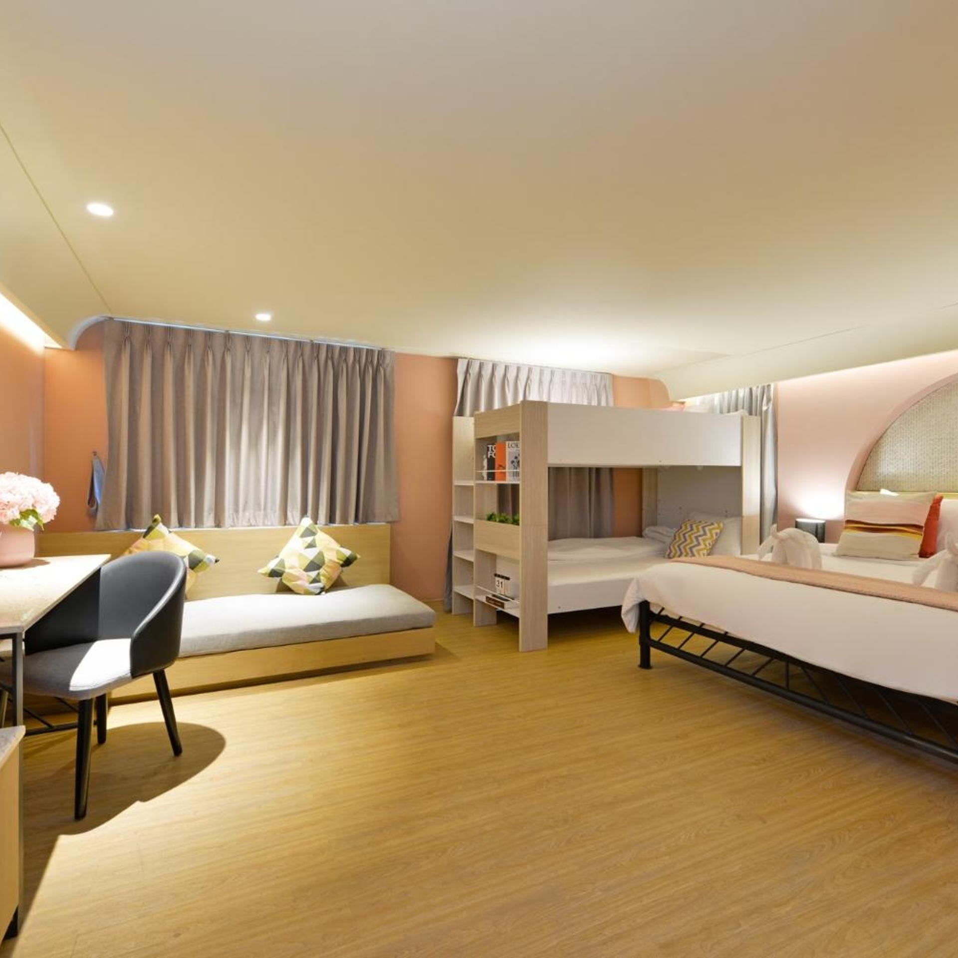 Kastel Bangkok Hotel 38/50