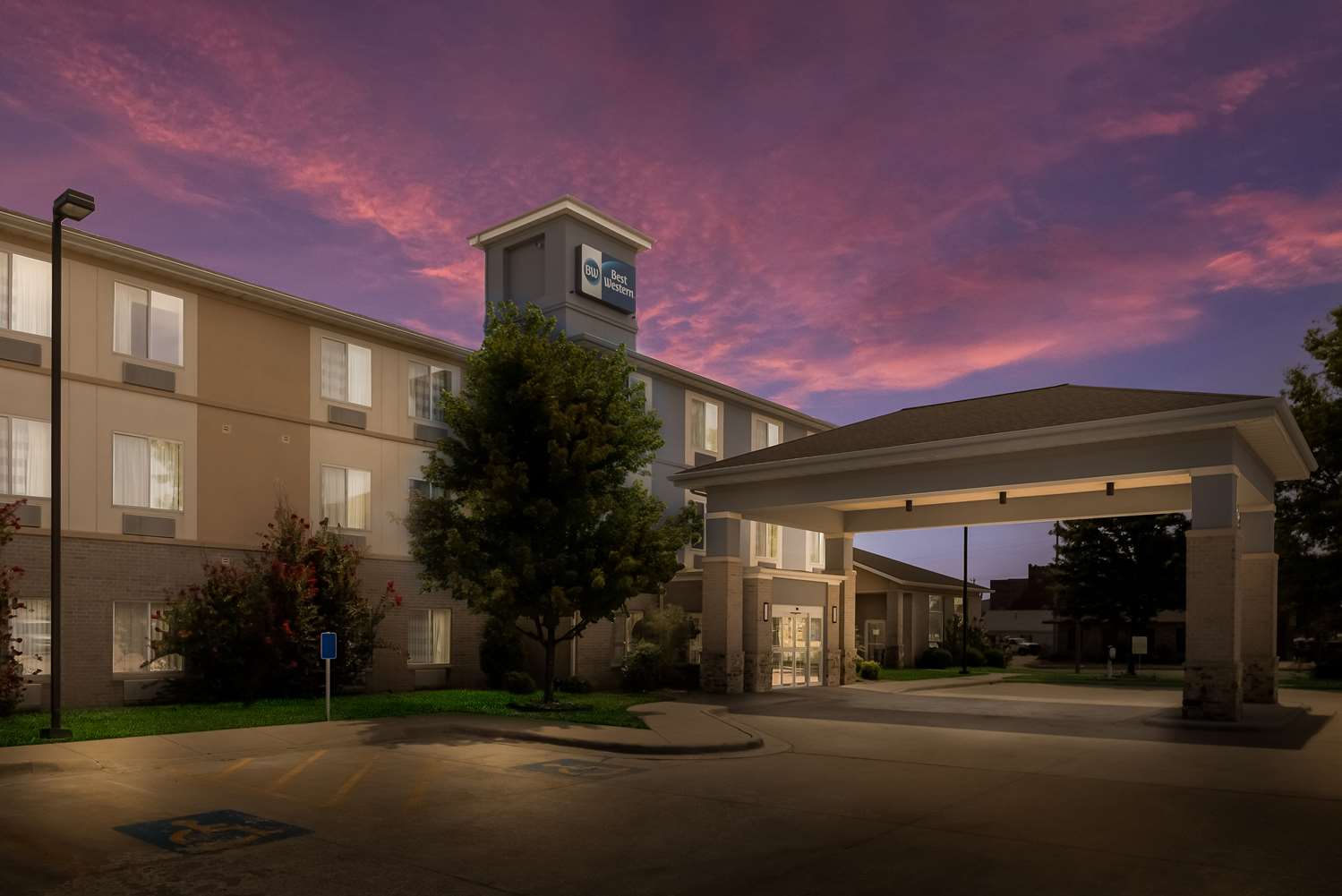 Best Western Coffeyville Central Business District Inn and Suites 4/59