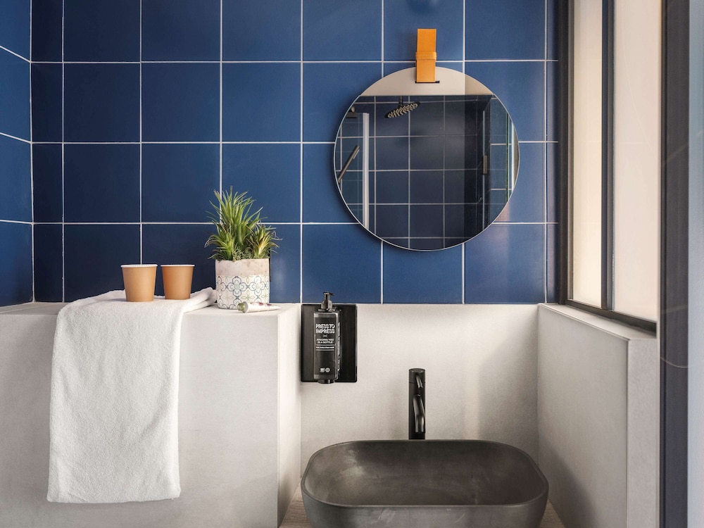ibis Styles Paris Montmartre North 8/62