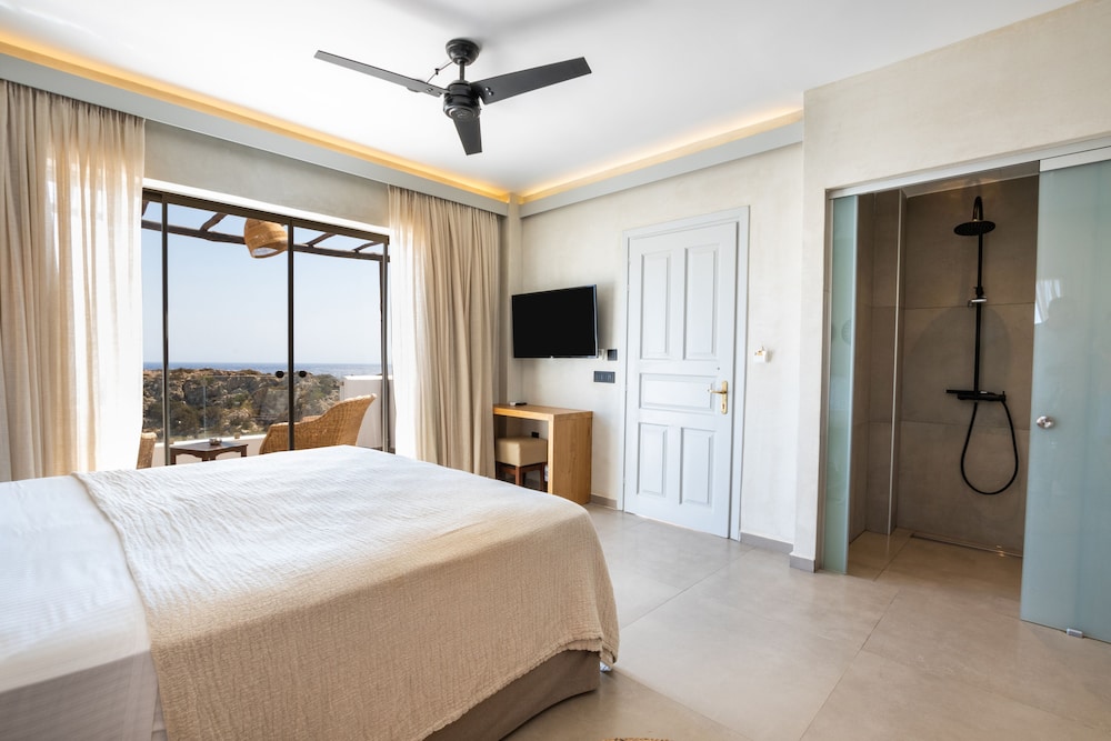 Aegean Village Beachfront Resort 14/50