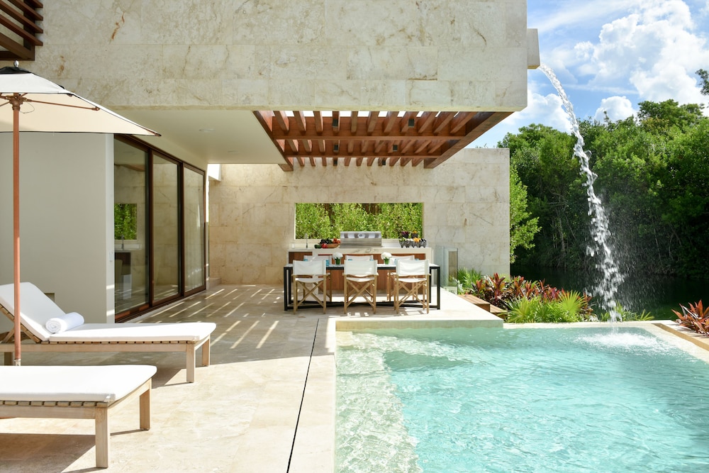 Rosewood Mayakoba 12/89