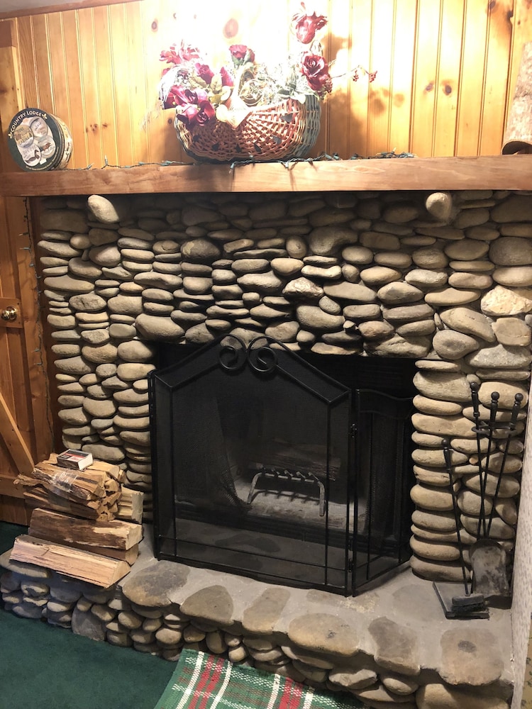 Evergreen Cottage Inn & Cabins 9/38