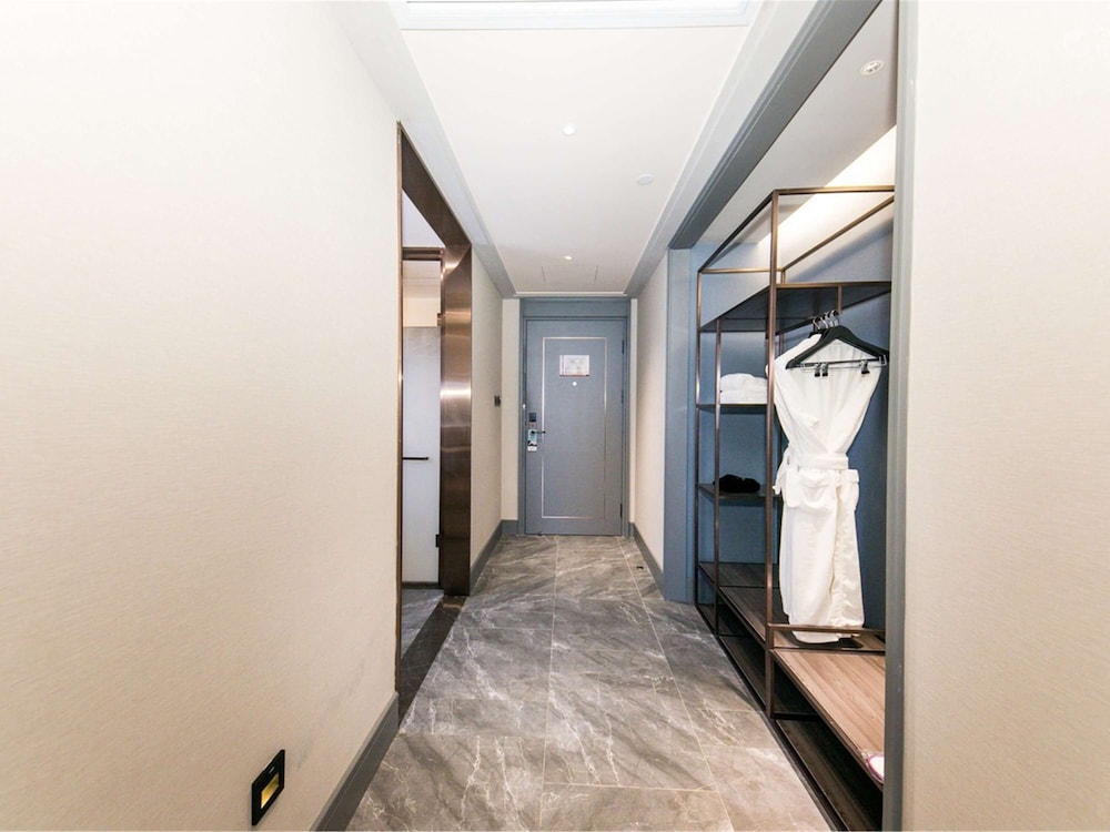 Mercure Xian Qujiang 57/60