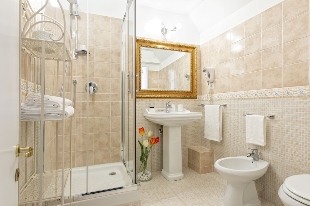 Canova Rooms 38/42