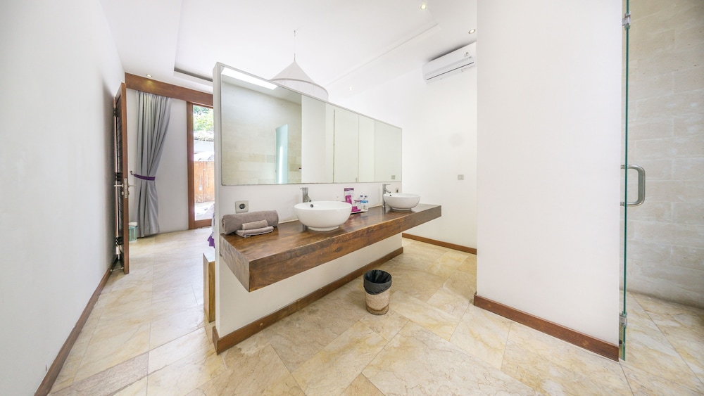 ANEMA VILLA SEMINYAK 73/73