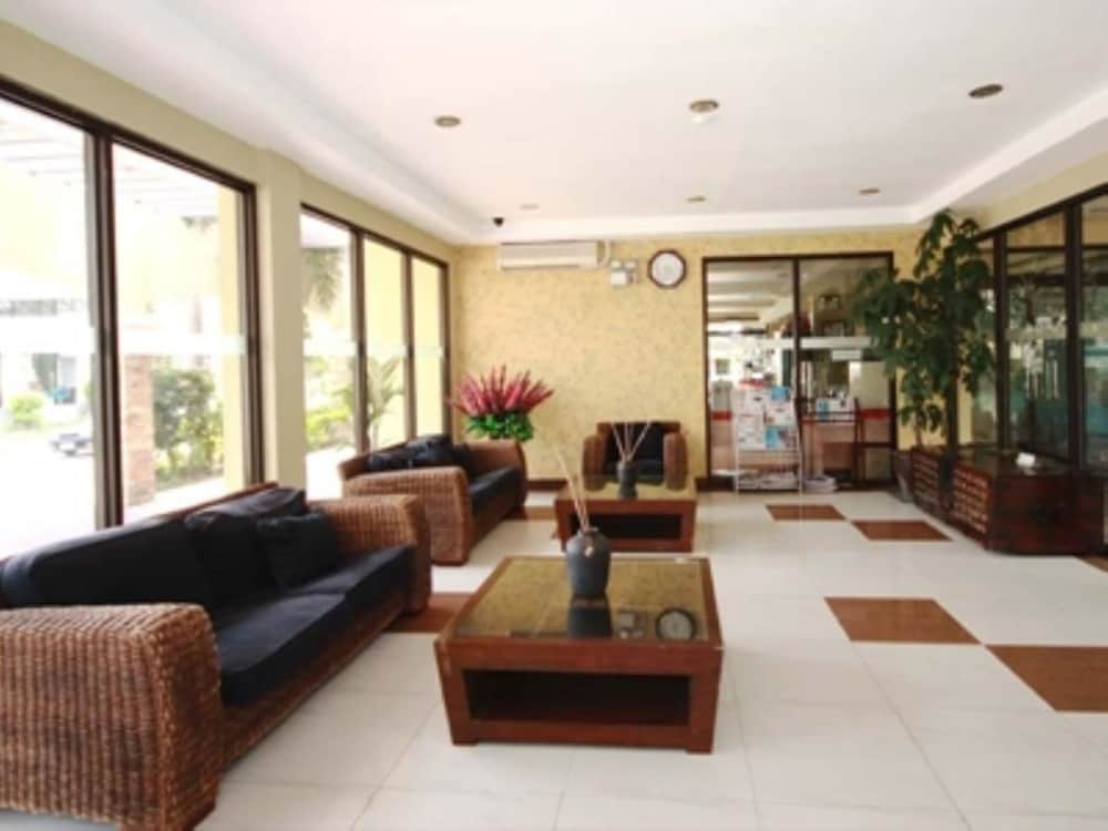 Bayfront Hotel Subic 32/41