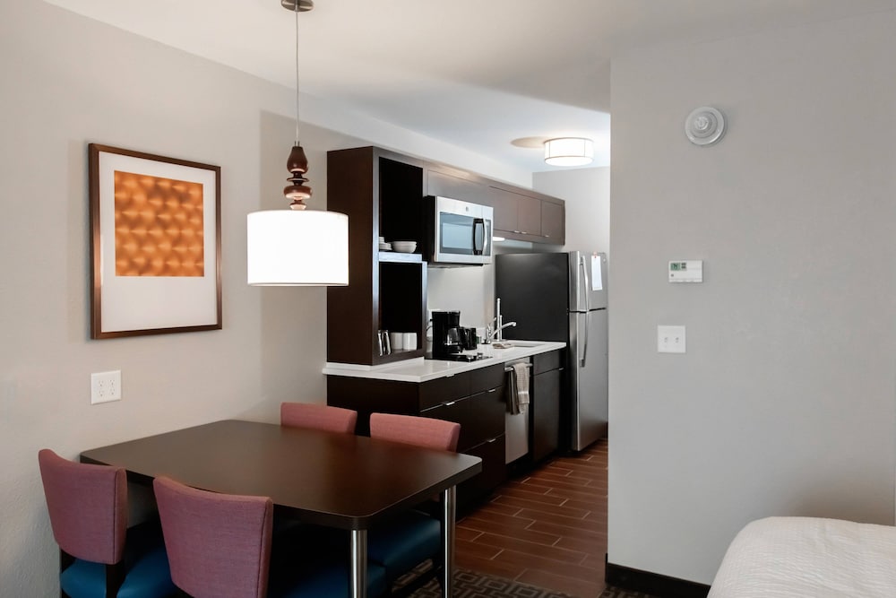 Towneplace Suites By Marriott Louisville Airport 34/37